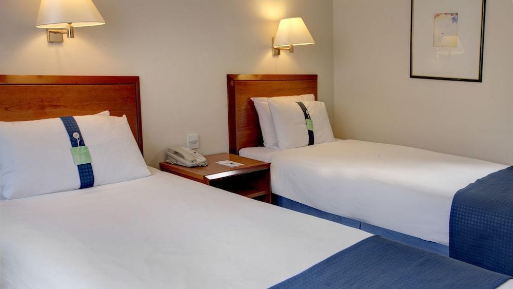 Voco Fareham - Solent By Ihg Hotel Exterior photo