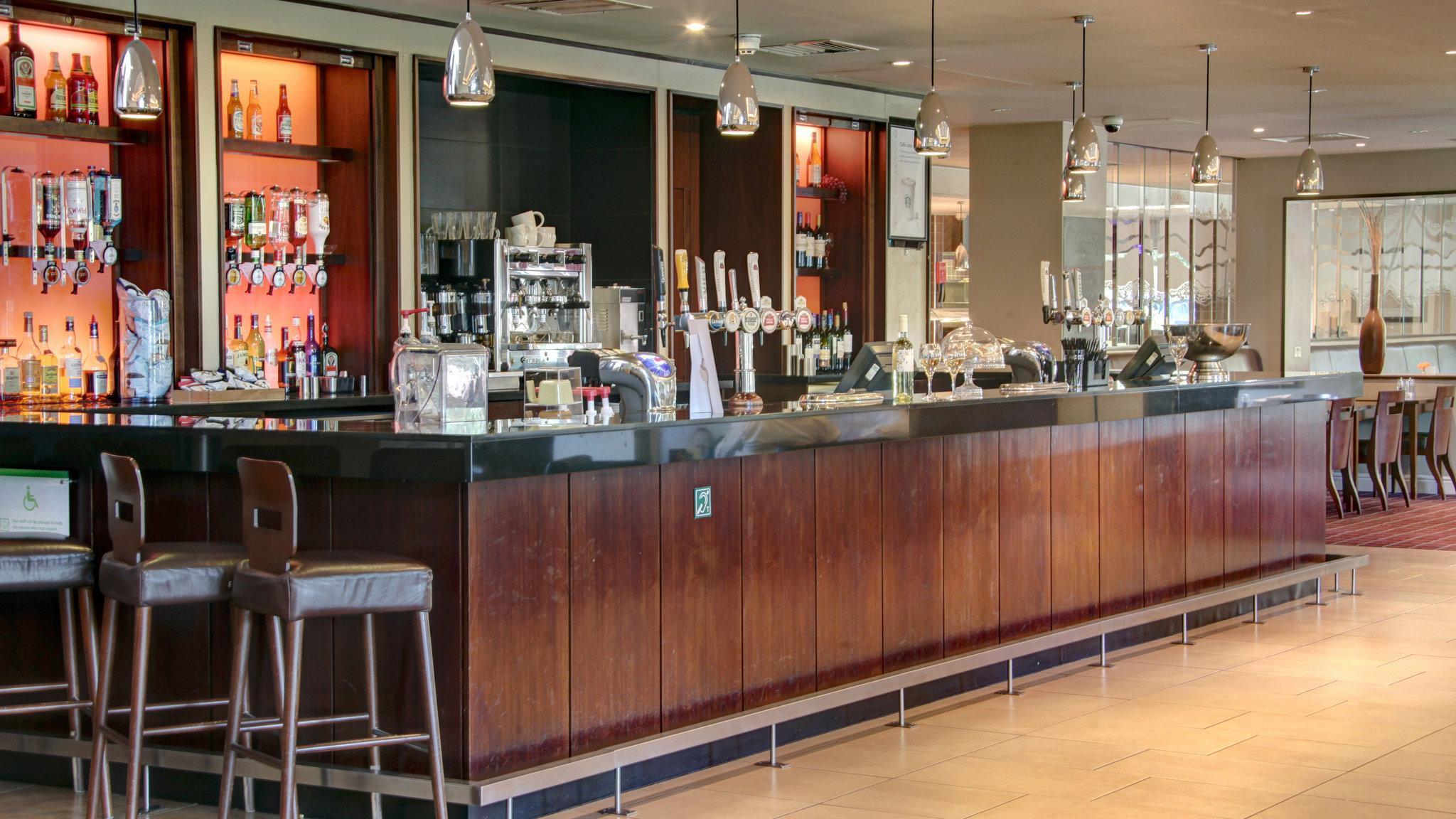 Voco Fareham - Solent By Ihg Hotel Exterior photo