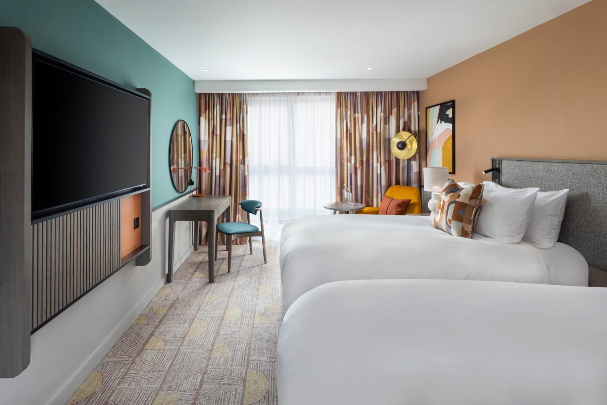 Voco Fareham - Solent By Ihg Hotel Exterior photo