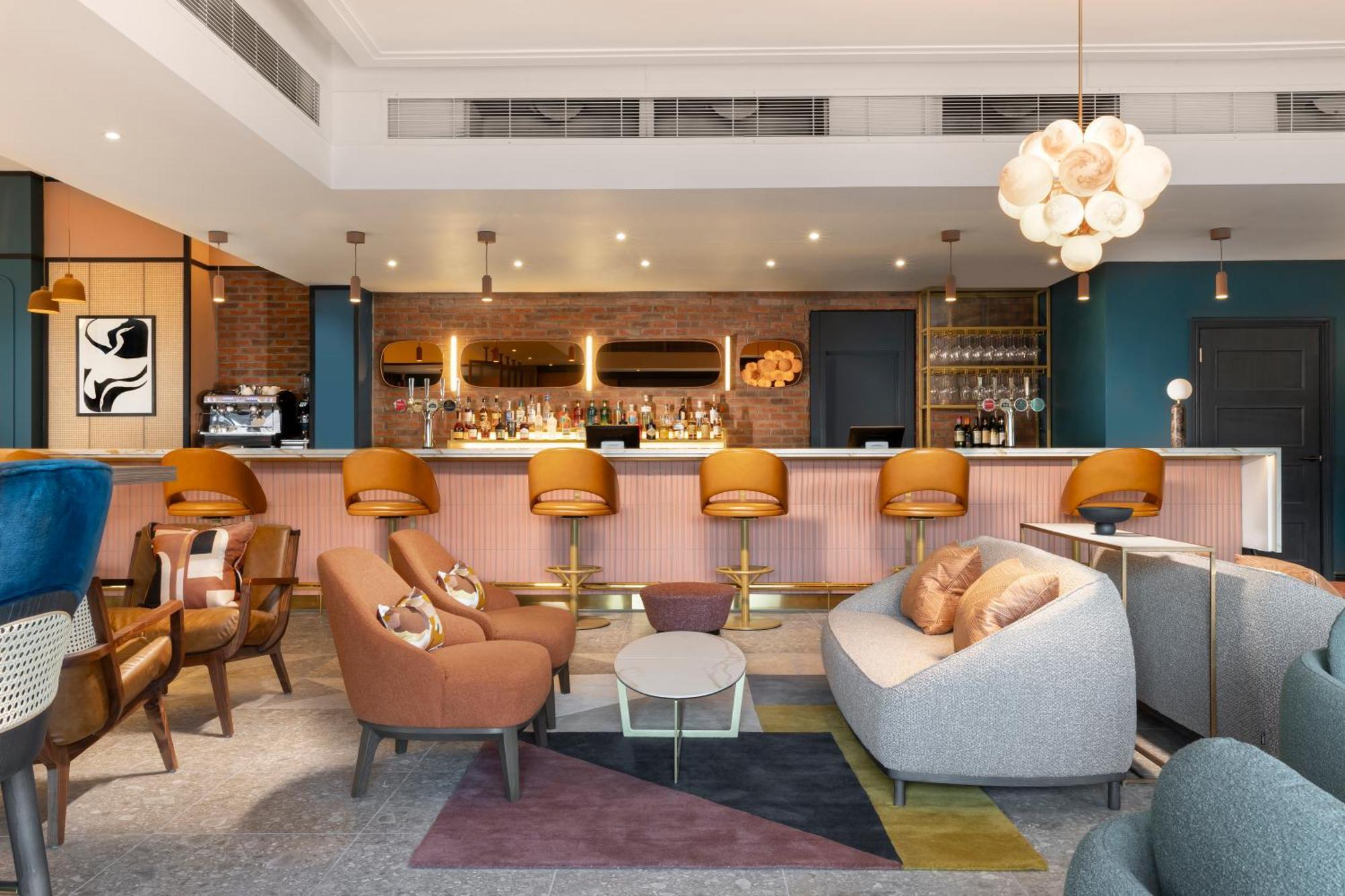 Voco Fareham - Solent By Ihg Hotel Exterior photo