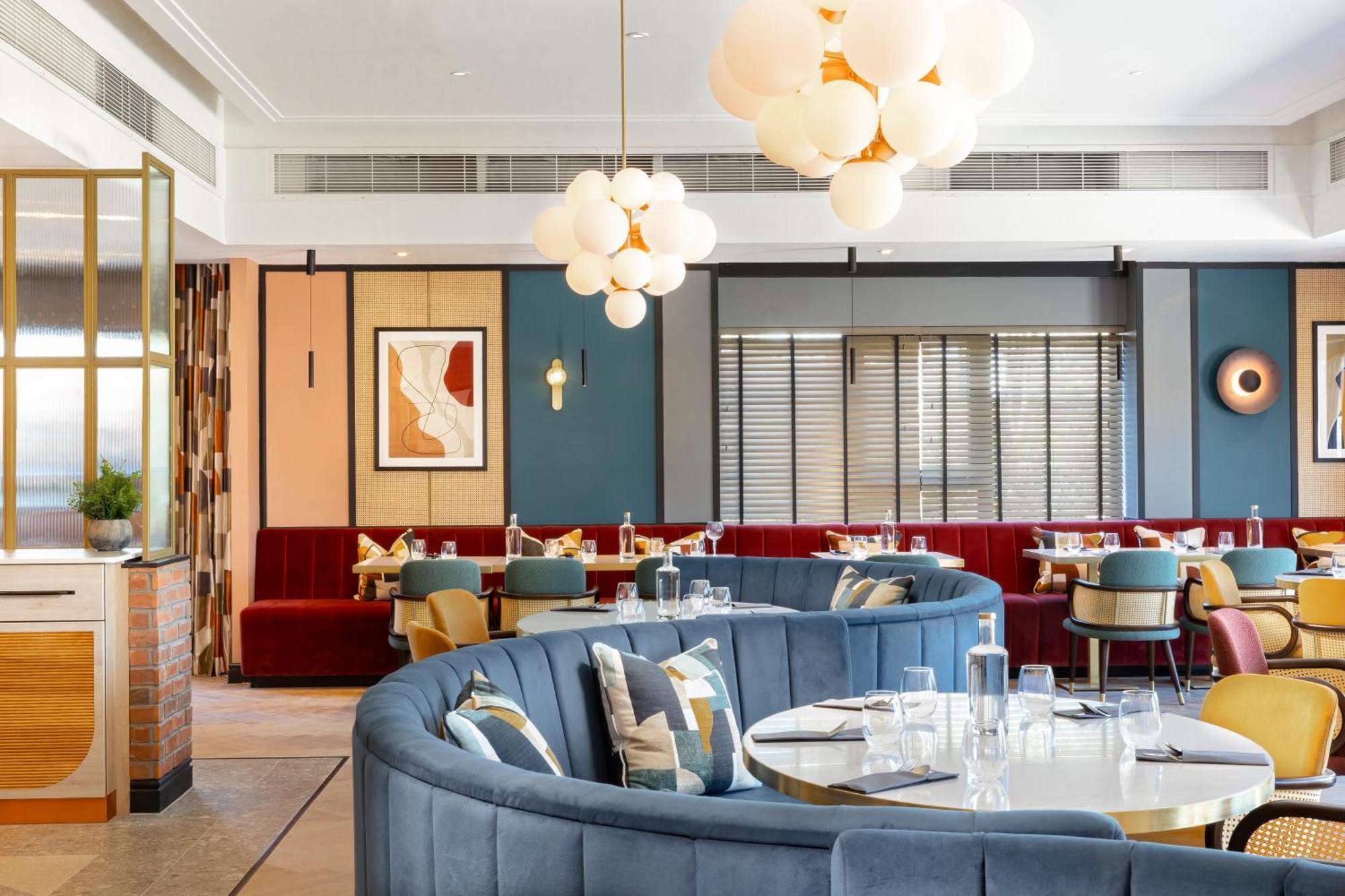 Voco Fareham - Solent By Ihg Hotel Exterior photo