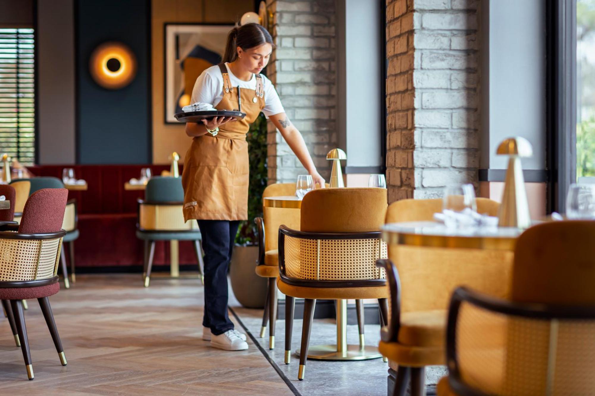 Voco Fareham - Solent By Ihg Hotel Exterior photo