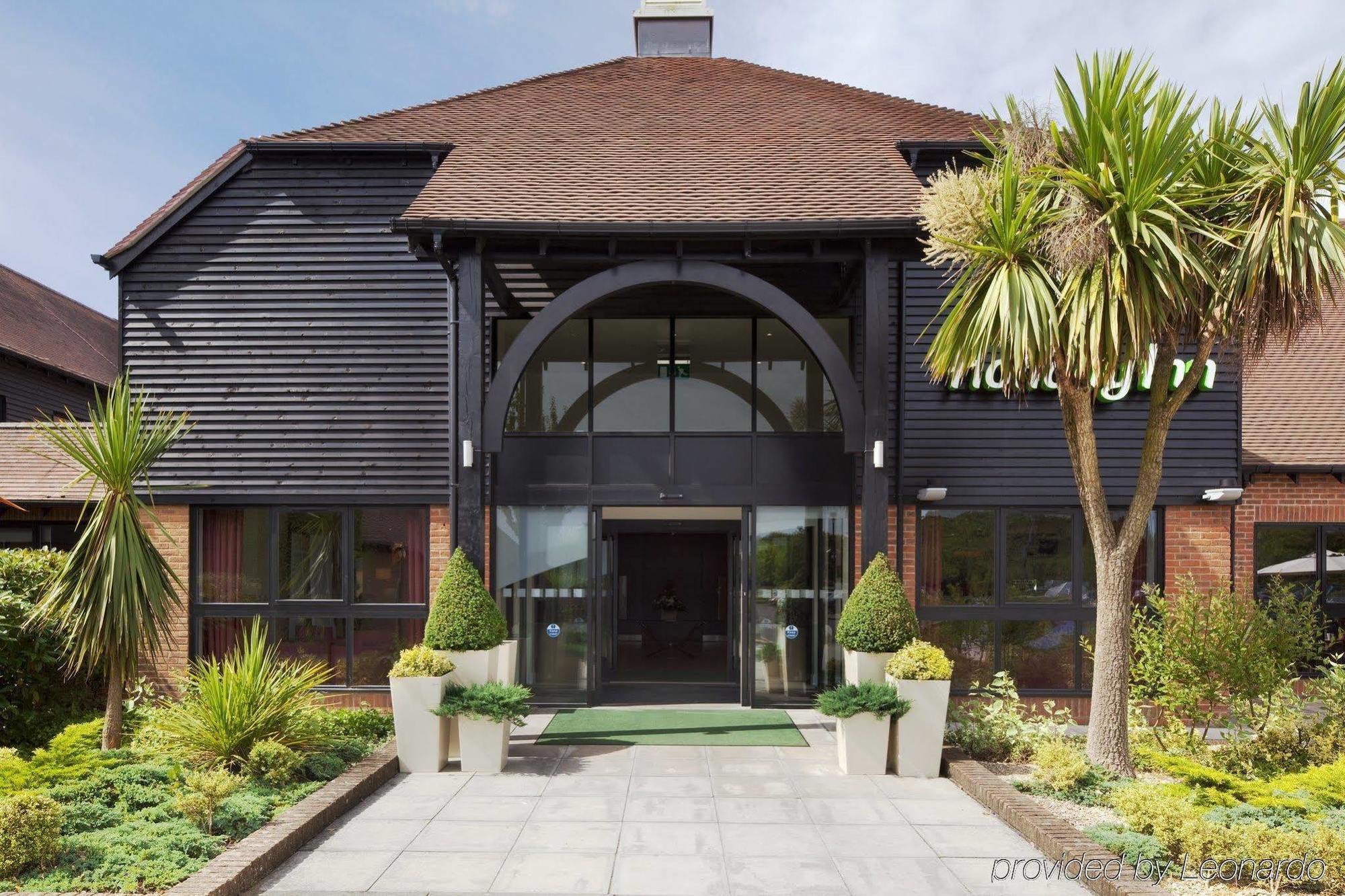 Voco Fareham - Solent By Ihg Hotel Exterior photo