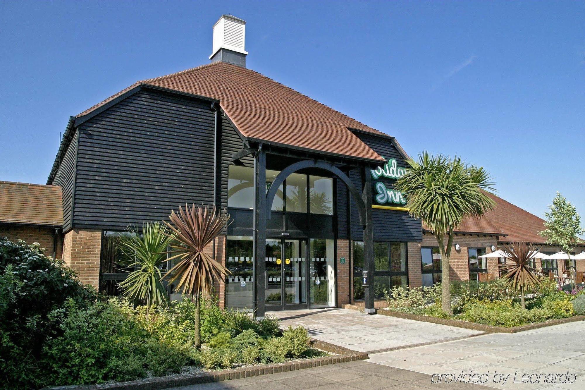 Voco Fareham - Solent By Ihg Hotel Exterior photo